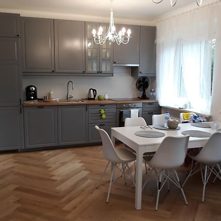 2 Bedroom City Center Apartment كاتوفيتسه المظهر الخارجي الصورة