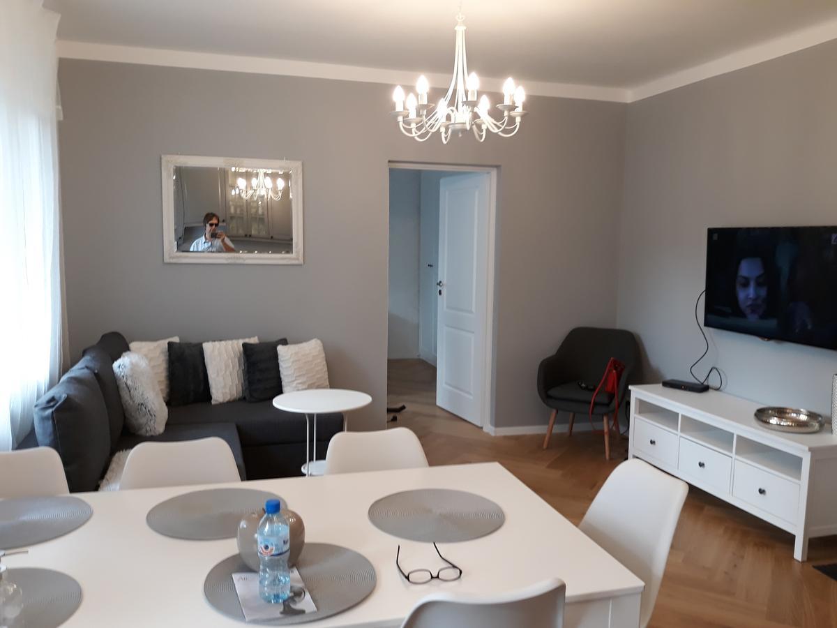 2 Bedroom City Center Apartment كاتوفيتسه المظهر الخارجي الصورة