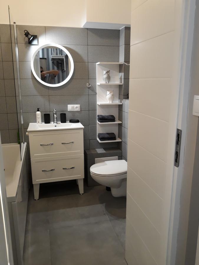 2 Bedroom City Center Apartment كاتوفيتسه المظهر الخارجي الصورة